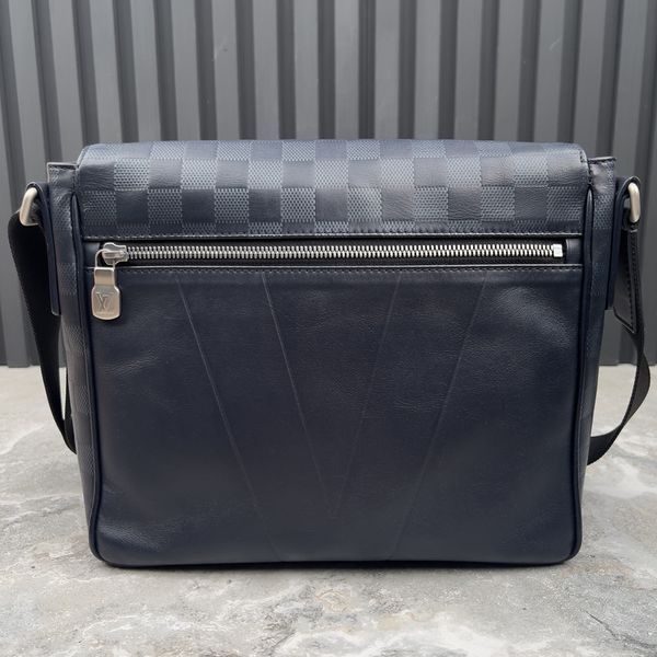 District Damier Infini Messenger Blue Leather