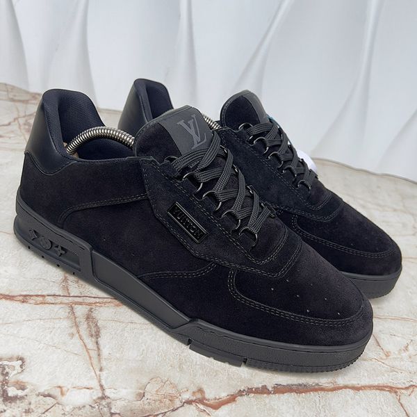 Trainer LV Sneaker Monogram Black Suede