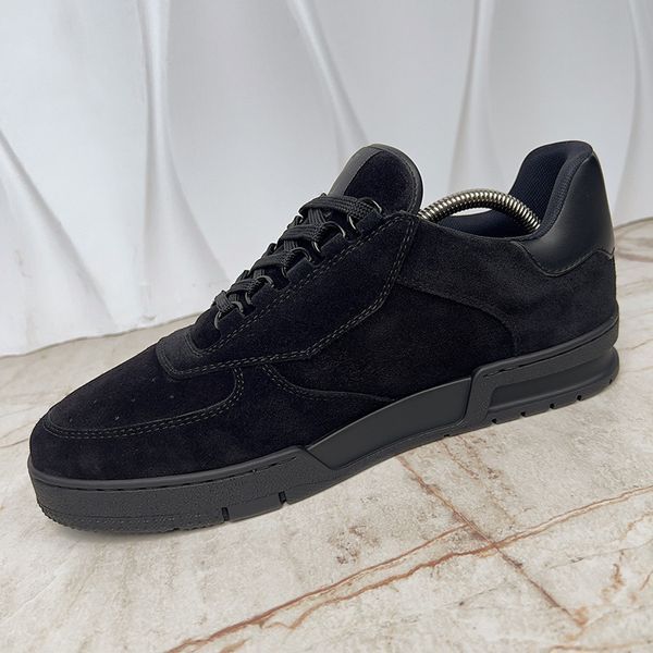 Trainer LV Sneaker Monogram Black Suede