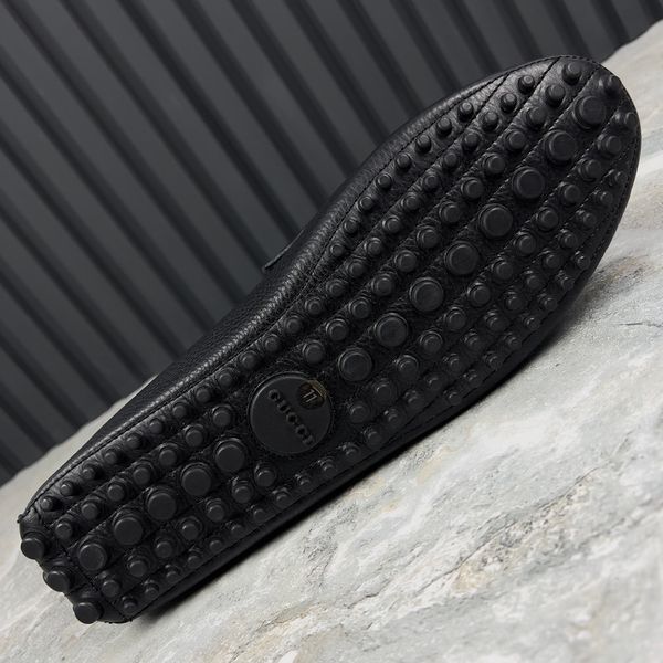Worm Moccasins Black Leather Fur