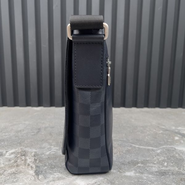 District Damier Infini Messenger Blue Leather