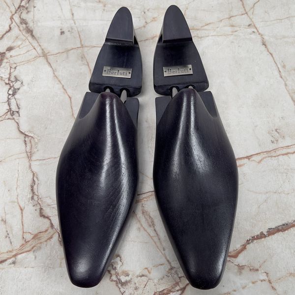 Oxford Richelieu Wingtip Purple Leather + shoe trees